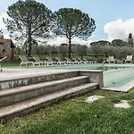 San Marco Con Piscina Villa