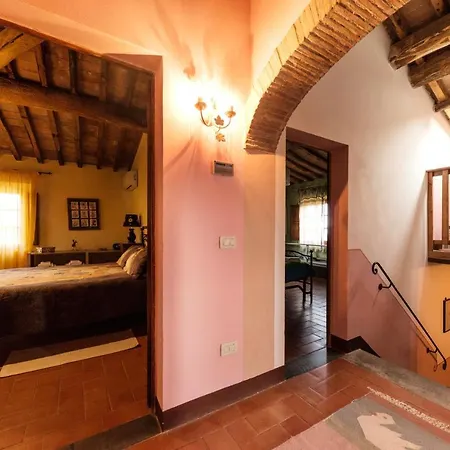 San Marco Con Piscina Terricciola