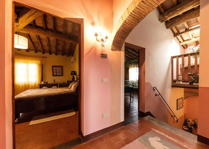 San Marco Con Piscina Terricciola