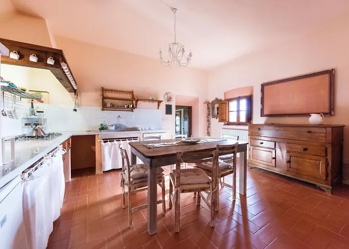 San Marco Con Piscina Terricciola